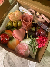 Load image into Gallery viewer, Mini Box | Gift Box
