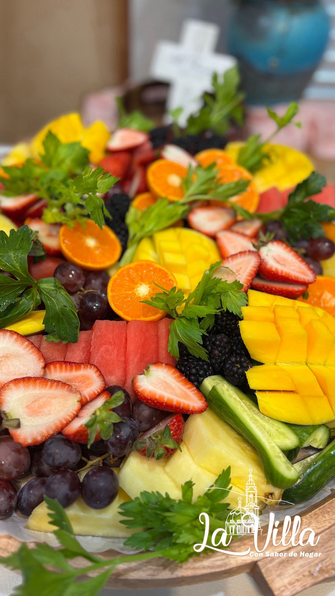 XL Fresh Fruit Platter
